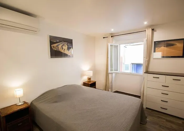 T2 Cosy Et Climatise Vieux Garibaldi 니스